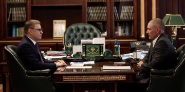 Алексей Текслер обсудил с общественниками контроль за содержанием дорог в Челябинской области