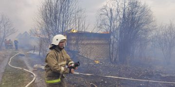 В Юрюзани пожар уничтожил более 50-ти садовых строений