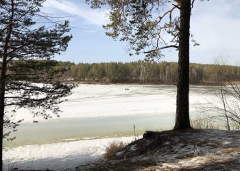 Жителям Трёхгорного с 12 апреля запрещено выходить на лёд