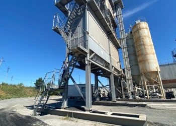 В Трёхгорном решается судьба асфальтобетонного завода