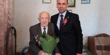 В Трехгорном поздравляют ветеранов