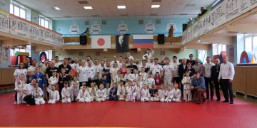 Семьи Яхиных и Тетериных стали победителями и призёрами соревнований «Семья чемпионов»