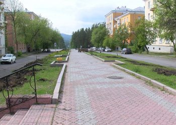 В Трёхгорном подрядчик при земляных работах порвал высоковольтный кабель