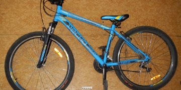 Жительница Трёхгорного угнала чужой велосипед, а потом вернула его на место