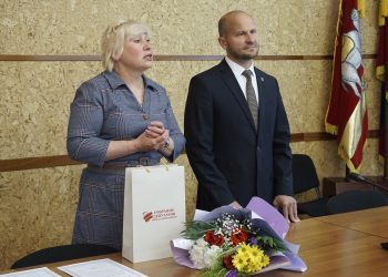 В Трёхгорном с профессиональным праздником поздравили работников социальной сферы