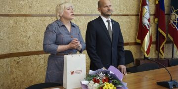 В Трёхгорном с профессиональным праздником поздравили работников социальной сферы