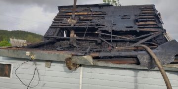 В «Красногорце» сгорела крыша садового дома