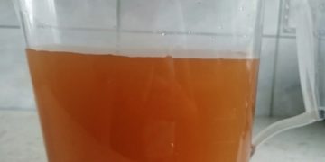 У жителей Трёхгорного из крана полилась ржавая вода