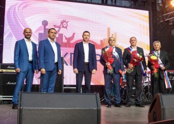 Трём жителям Трёхгорного присвоено звание «Почётный гражданин города»