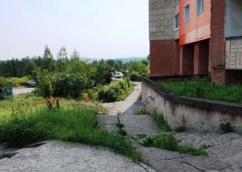 В Трёхгорном двор на Строителей, 1 ждёт комплексное благоустройство