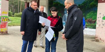 Глава Трёхгорного и председатель Собрания депутатов встретились с жителями «бама»