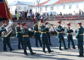 Военнослужащие 12-го Главного управления провели плац-концерт в Юрюзани