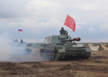 Военнослужащие 12 Главного управления приняли участие в фестивале «Броня Танкограда» в Челябинской области