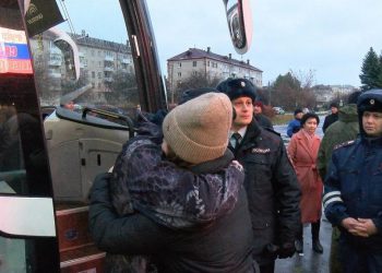 25 октября Трёхгорный проводил четвертую группу мобилизованных мужчин