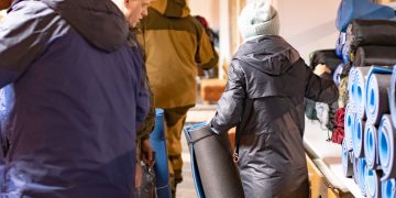 Глава Трёхгорного просит помочь мобилизованным спальниками и ковриками