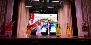 Воспитанники Детской школы искусств представили Трёхгорный на конкурсе в Усть-Катаве