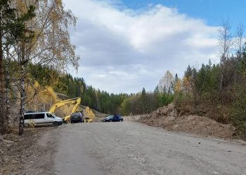 Работы по устройству временного проезда через ручей Бахтияров близятся к завершению