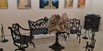 В Историко-культурном центре открылась выставка Эльвиры Абрамсон «Отражения»