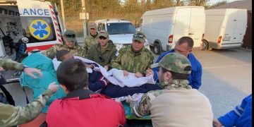 Волонтеры гуманитарной миссии «Единая Россия» в Херсонской области помогли эвакуировать маломобильного жителя Камеруна с семьей