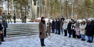 В Трёхгорном отдали дань памяти защитникам Сталинграда