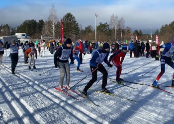 453 жителя Трёхгорного приняли участие в массовой зимней гонке «Лыжня России»