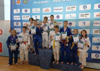 10 медалей завоевали борцы Трёхгорного на турнире памяти Андрея Горбунова