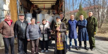 Волонтёры Трёхгорного отправили на фронт посылки от горожан