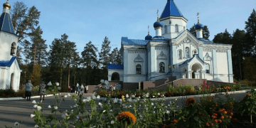 Благотворители помогут приходу Свято-Покровского храма Трёхгорного в благоустройстве территории