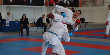 Александр Пшеницын дважды поднялся на пьедестал по итогам Межрегионального турнира по каратэ