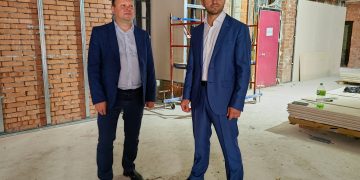 В поликлиниках Трёхгорного продолжается ремонт