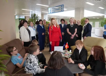 «Женское движение Единой России» организовало экспертную сессию на площадке форума «Стальное кружево Урала»