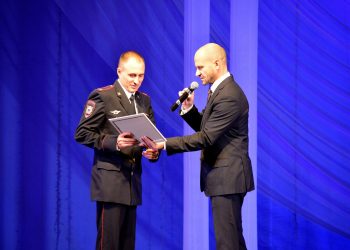 Правоохранители Трёхгорного отметили сразу две праздничные даты