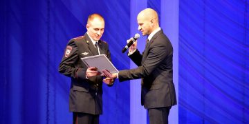 Правоохранители Трёхгорного отметили сразу две праздничные даты