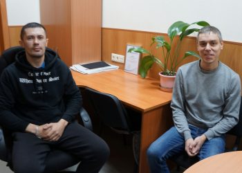 В Трехгорном двое мужчин спасли тонущего ребенка