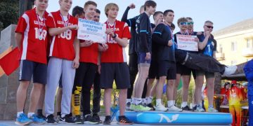 Около 400 жителей Трехгорного вышли на старт легкоатлетической эстафеты, посвященной Дню Победы