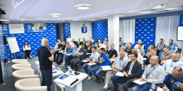 «Единая Россия» дала старт очному обучению второго потока участников кадрового проекта «ПолитСтарт»