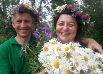 Секрет их счастья — большая семья и хорошая погода в доме