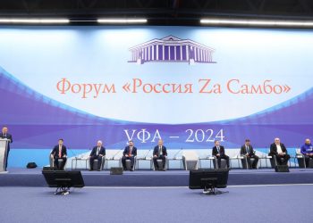 «Единая Россия» предлагает сделать самбо обязательным уроком физкультуры