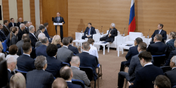 Бюджет, поддержка участников СВО, социальные гарантии: «Единая Россия» подвела итоги работы в осеннюю сессию