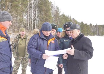 Специалисты проверили состояние ледяного покрова на водоёмах Трёхгорного городского округа