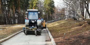 Весенняя уборка в Трехгорном началась раньше срока