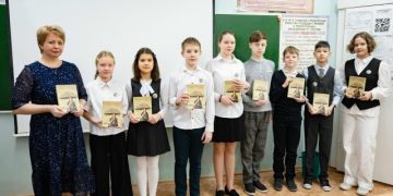 Слово, которое не сжечь: русская учительница повторяет подвиг царя-Давида
